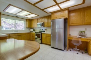 2504 Jacaranda Ave, Carlsbad, CA 92009