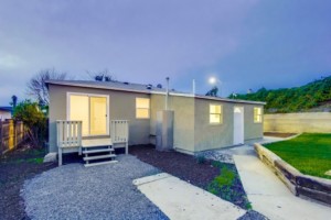 7795 Normal Ave, La Mesa, CA 91941