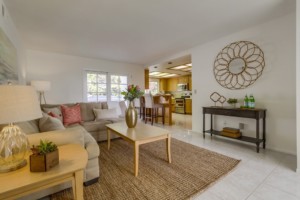 2504 Jacaranda Ave, Carlsbad, CA 92009