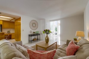 2504 Jacaranda Ave, Carlsbad, CA 92009