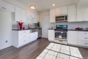 6724 Streamview Drive, San Diego, CA 92115